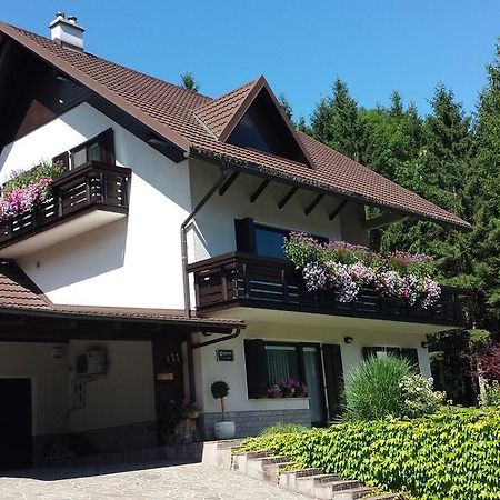 Homestay Ostan Bovec Exterior photo