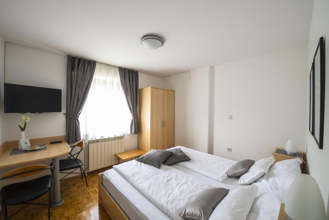Homestay Ostan Bovec Exterior photo